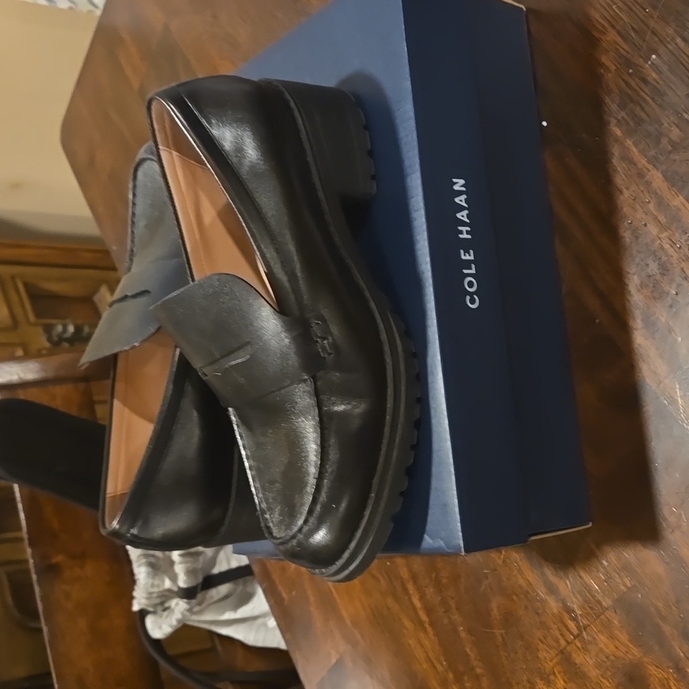 Cole Haan lug Loafer